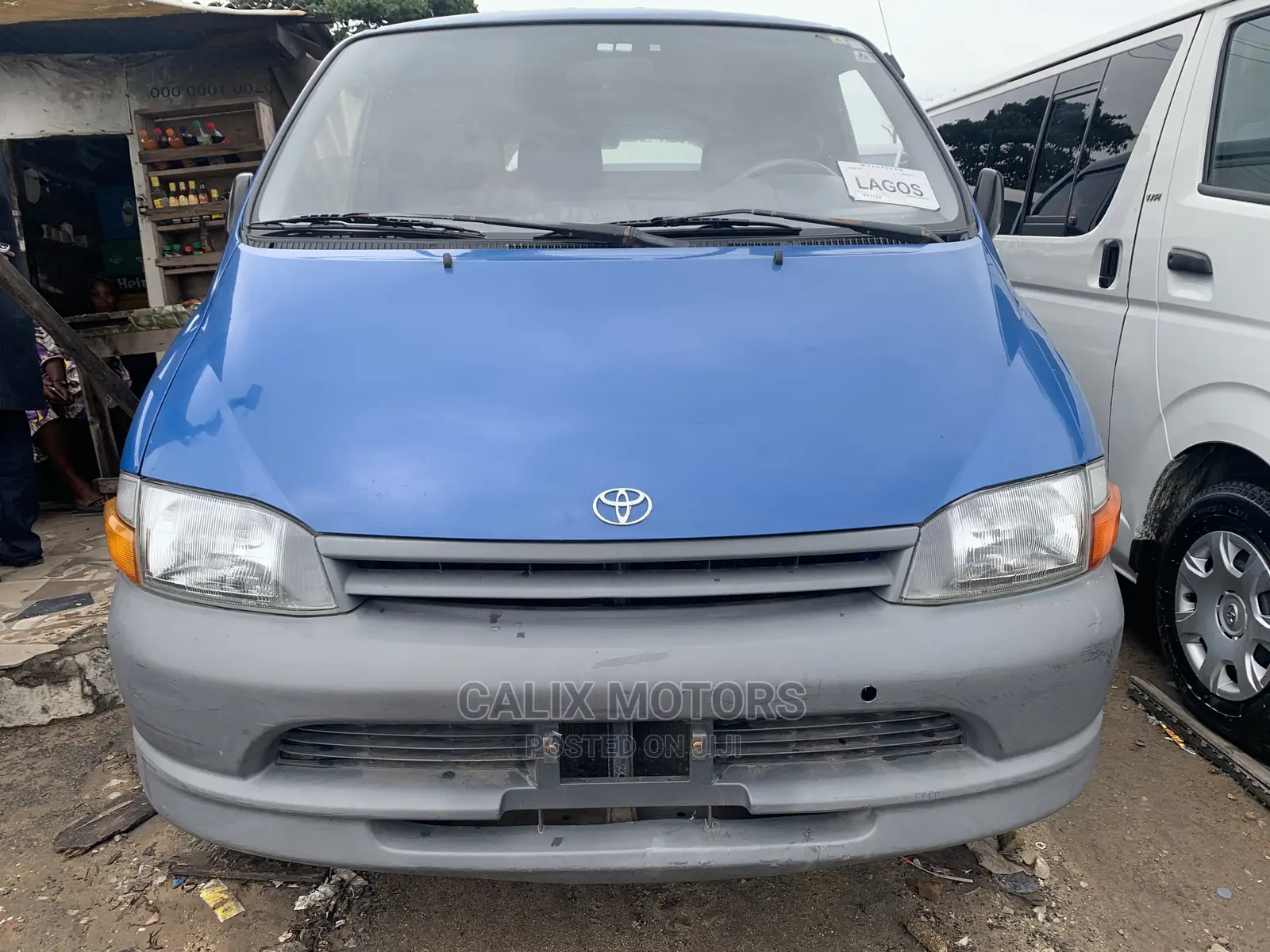 Toyota HiAce 2004 Blue