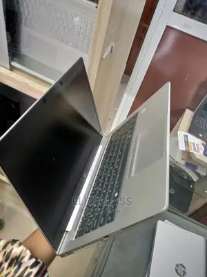 Laptop HP EliteBook 840 G5 8GB Intel Core I7 SSD 256GB