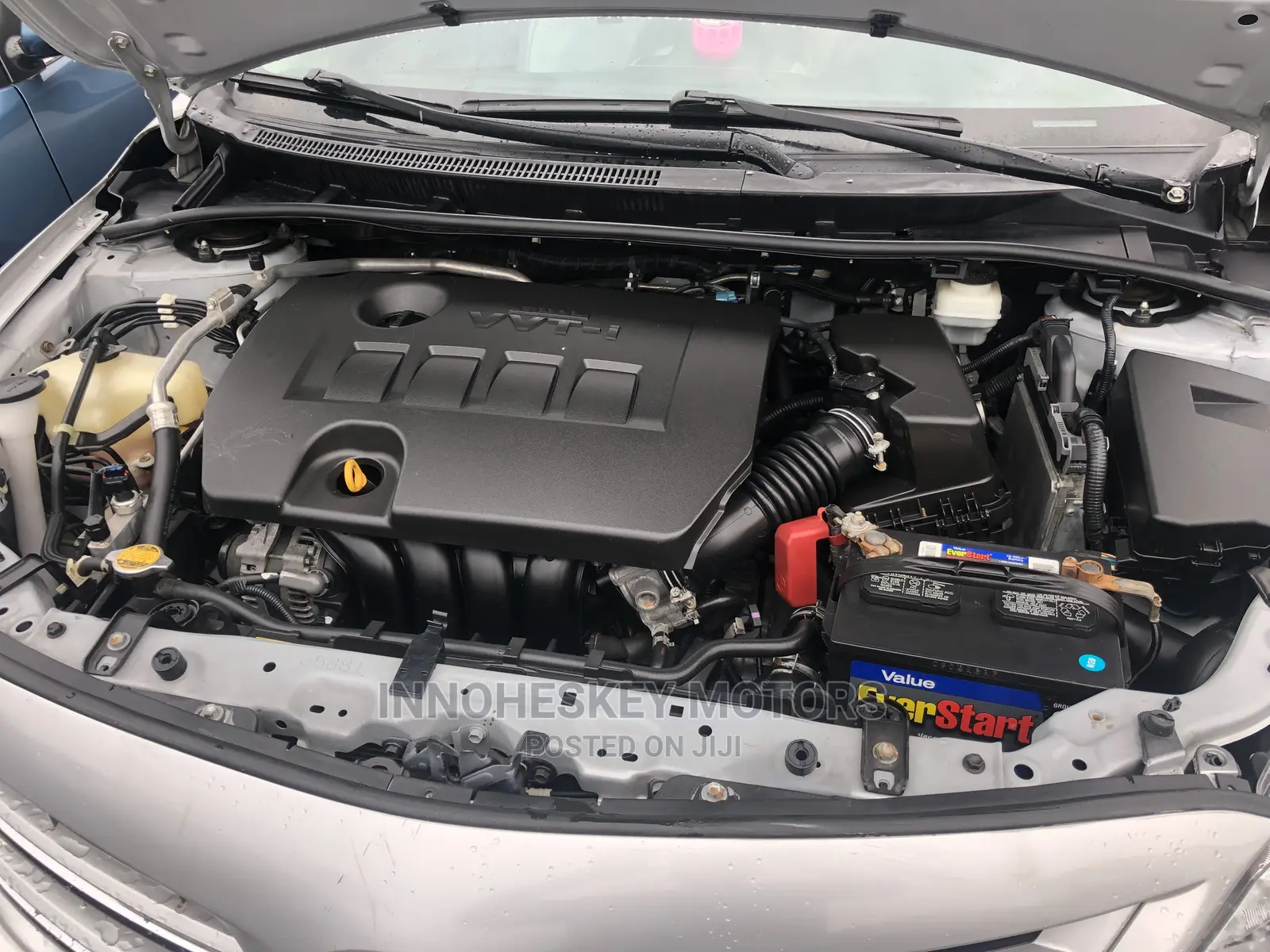 Toyota Corolla 2010 Silver