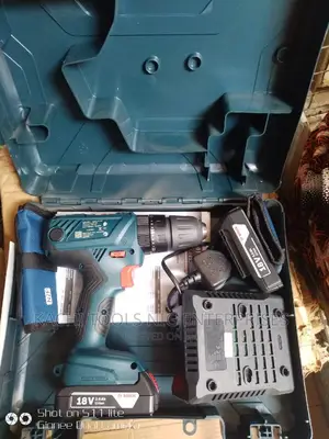 18 v Bosch Cordless Hammer Drill Machine