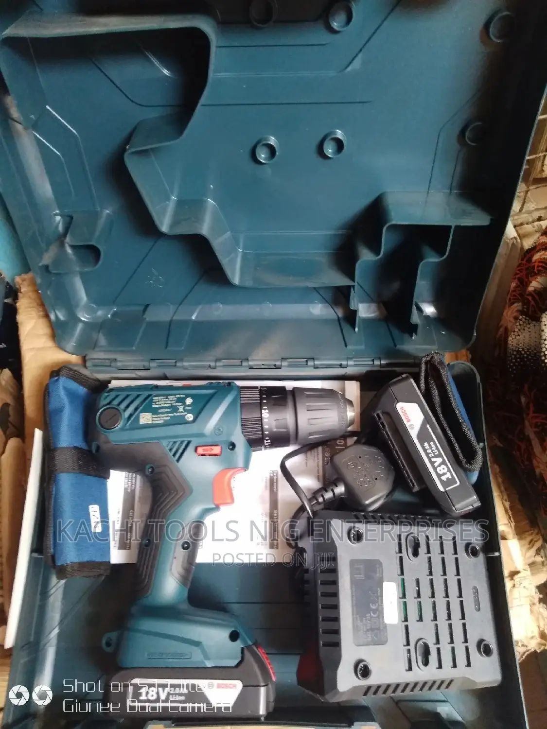 18 v Bosch Cordless Hammer Drill Machine