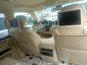 Lexus LX 570 AWD 2013 Black