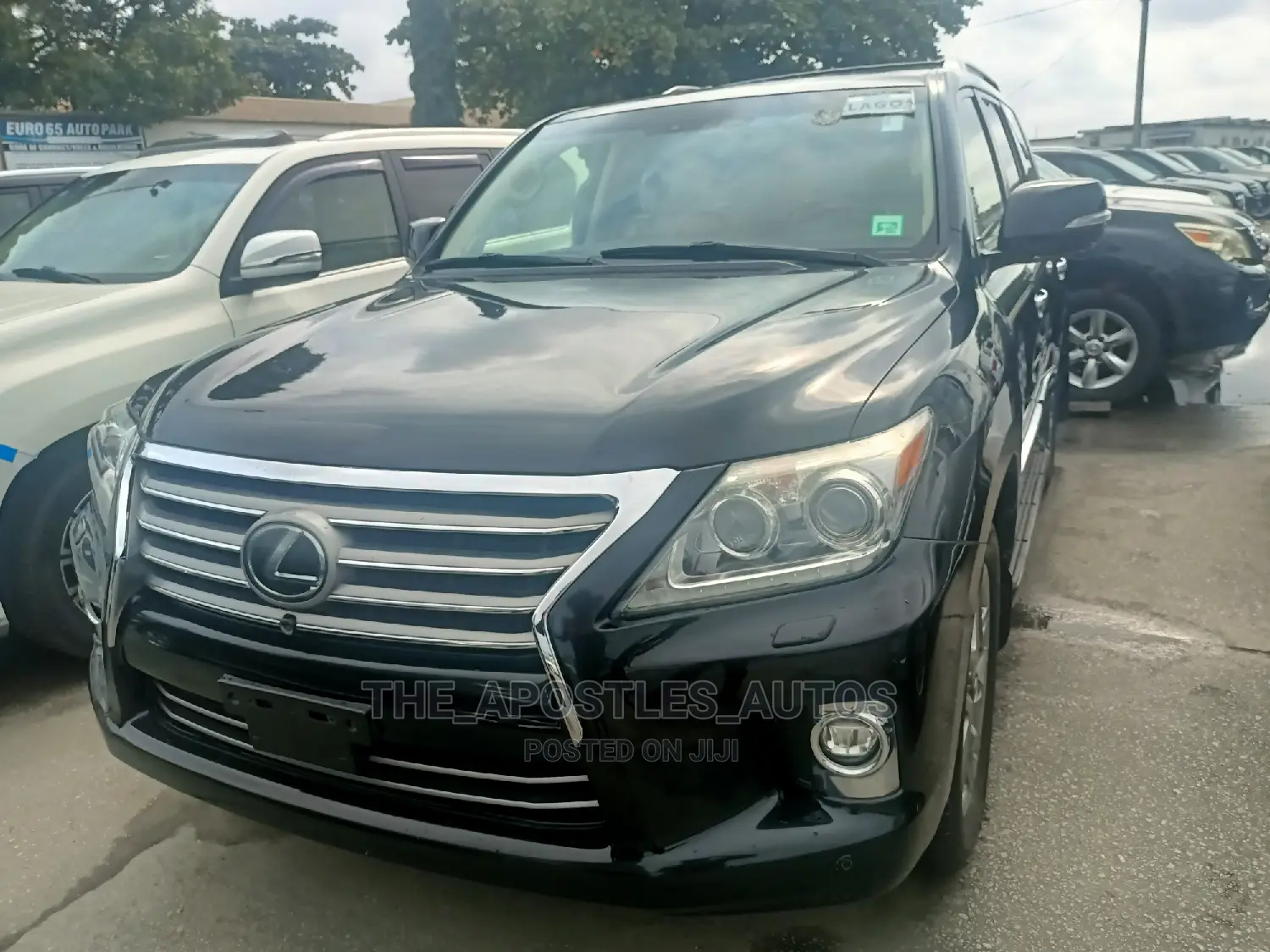 Lexus LX 570 AWD 2013 Black
