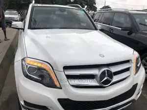 Mercedes-Benz GLK-Class 350 SUV 2013 White