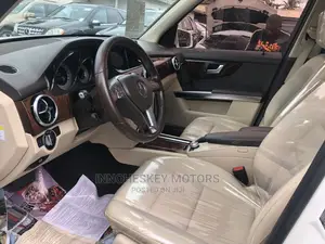 Mercedes-Benz GLK-Class 350 SUV 2013 White
