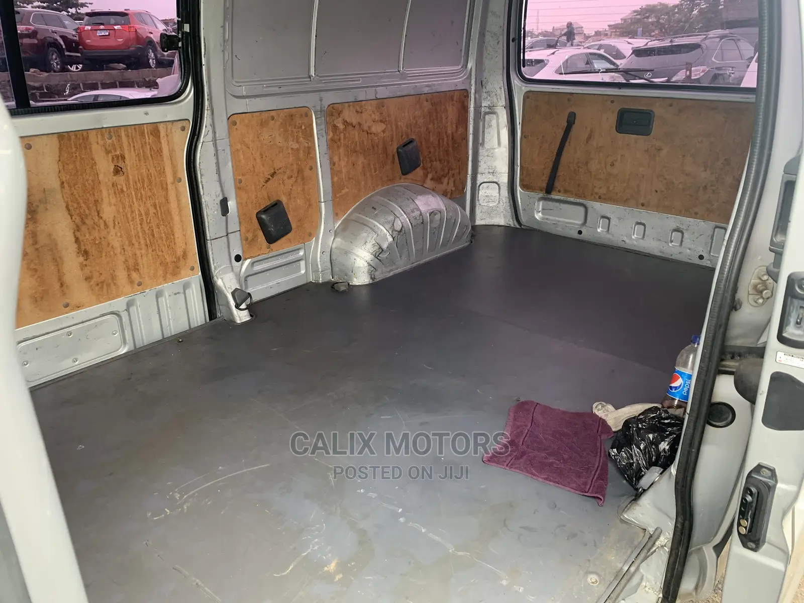 Toyota HiAce 2004 Silver