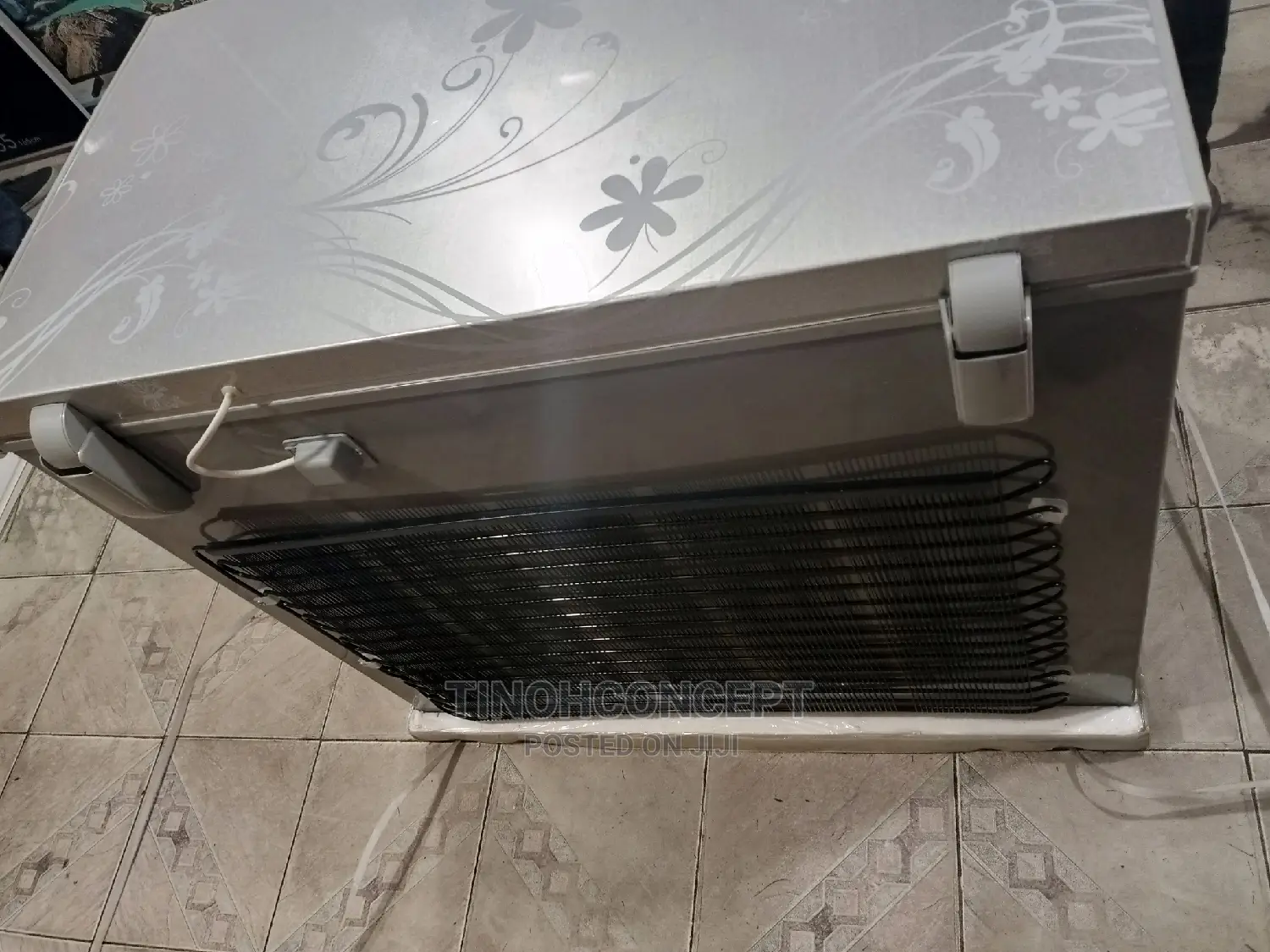 Startek Chest Freezer ST298 3ft