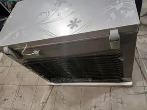 Startek Chest Freezer ST298 3ft