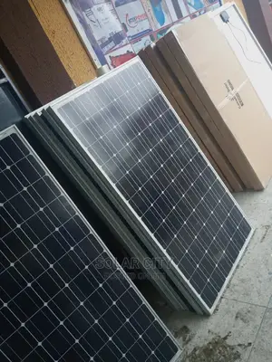 Canadian 300wat Solar Panel