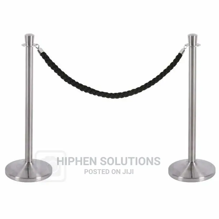Powerful Crowd Control Retractable Barrier