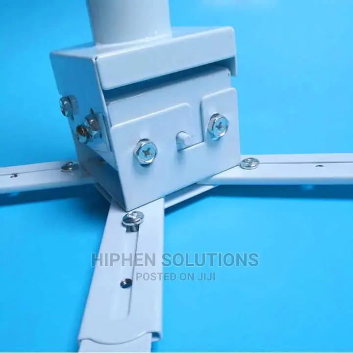 Low Cost Safety Projector Hanger