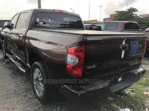 Toyota Tundra 2016 Brown