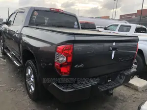 Toyota Tundra 2014 Gray
