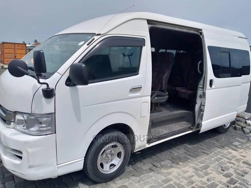 Hiace Bus for Hire