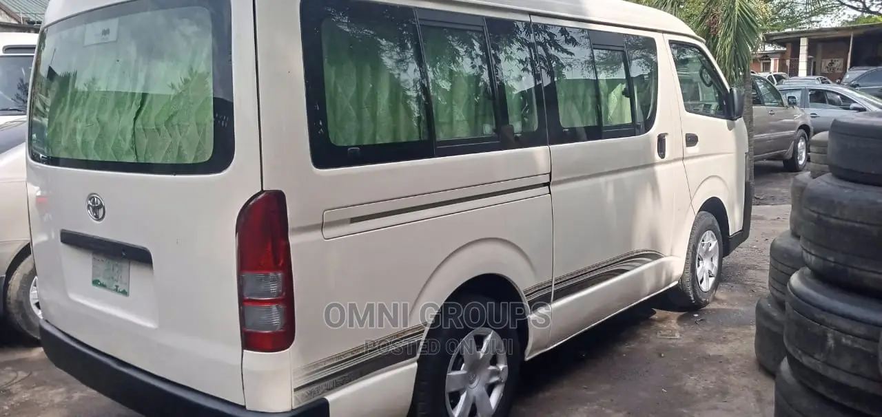 Hiace Bus for Hire