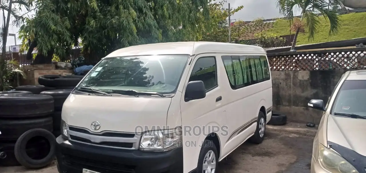 Hiace Bus for Hire