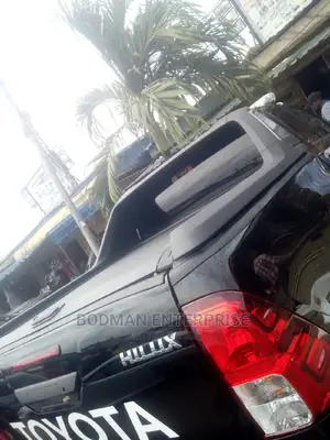Hilux New Model Boot Cover