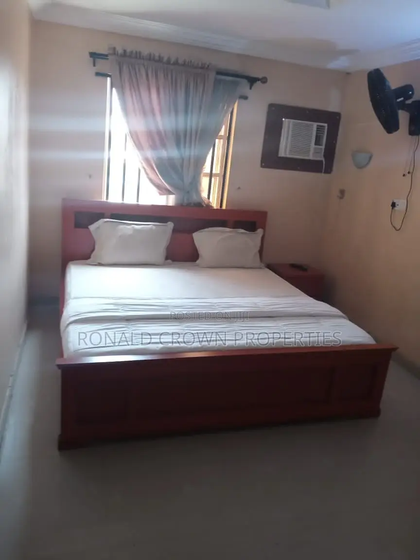 Functional 45 Rooms Hotel With Bar and Hall