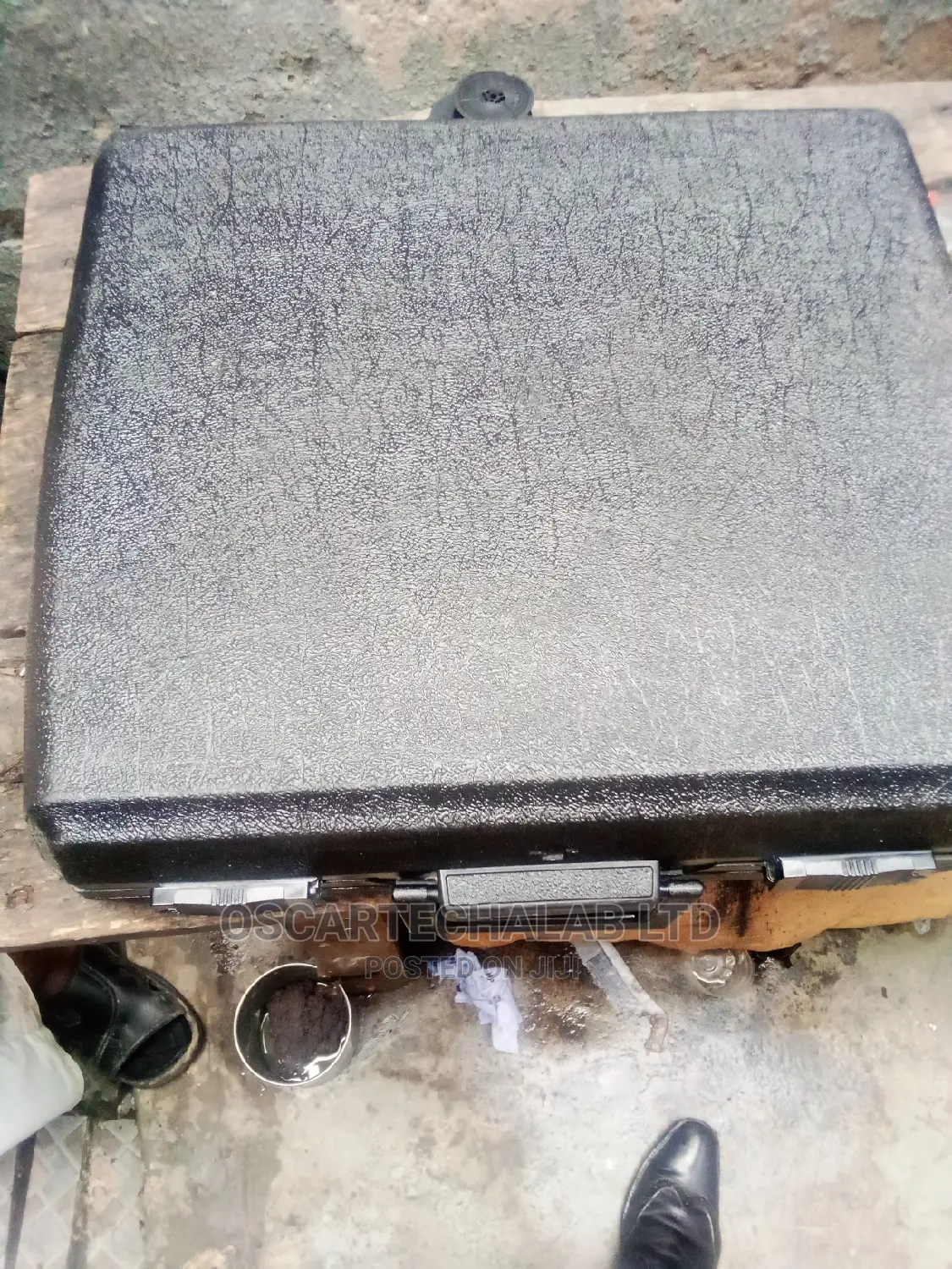 Manual Typewriter -(Privilege 12”Long Carridge in Box)