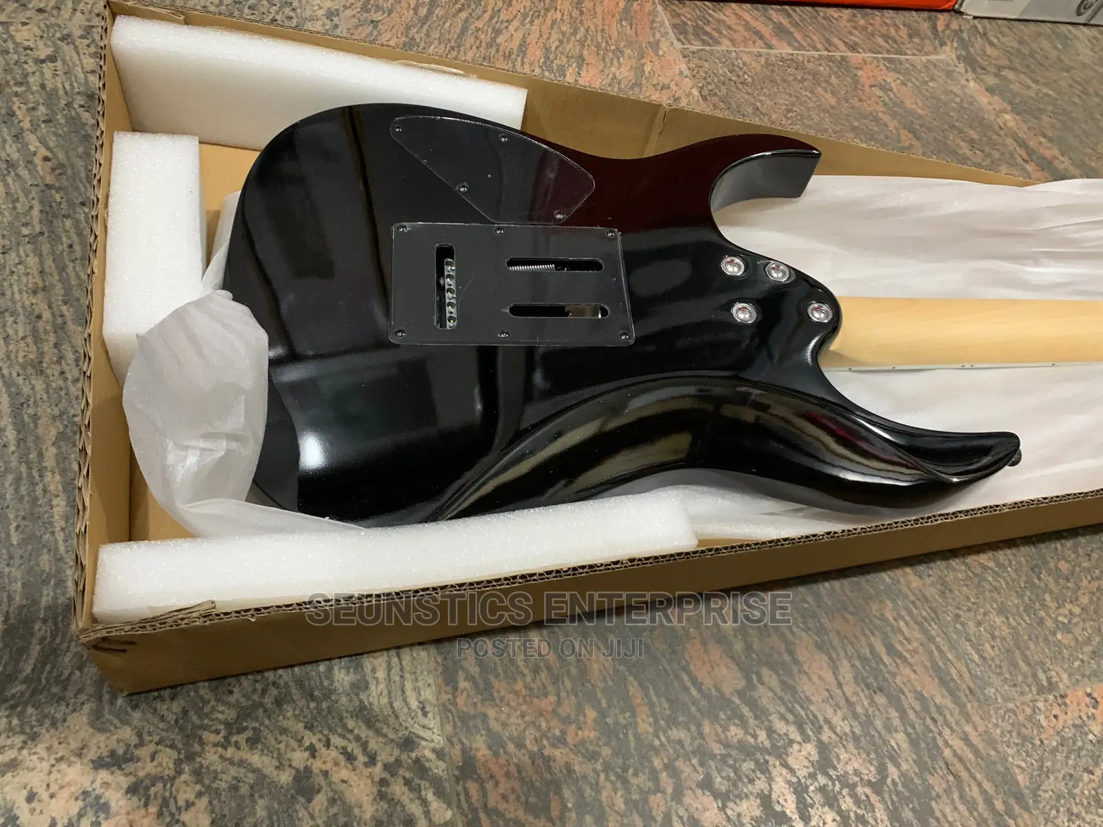 Quality Ibanez GRG170 DX BKN Lead Guitar