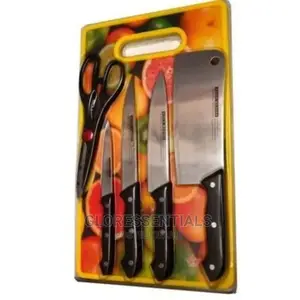 Set of Kitchen Knife With Chopping Board