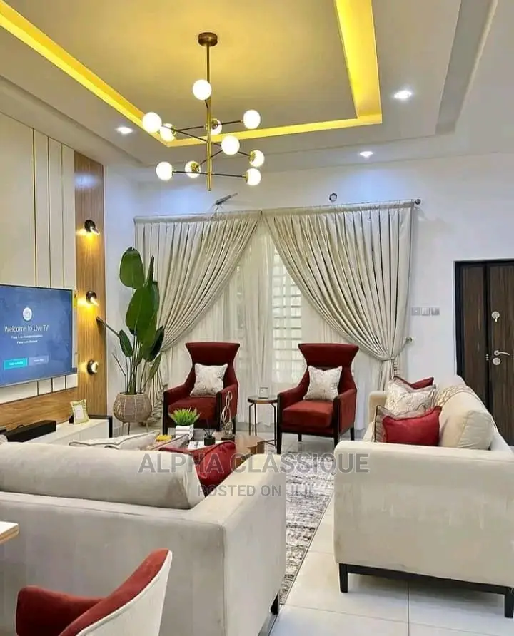 Classique Nifty Sofas