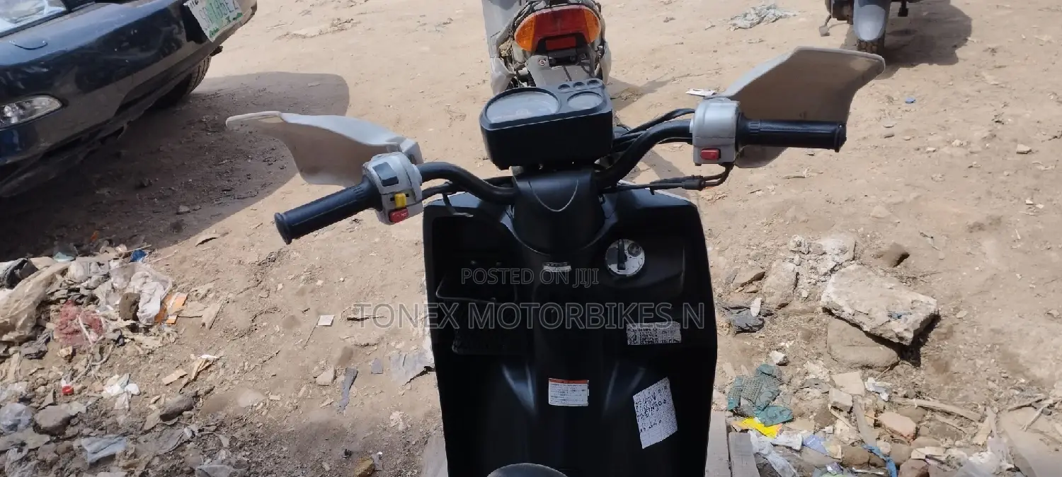 Yamaha Gear 2018 White