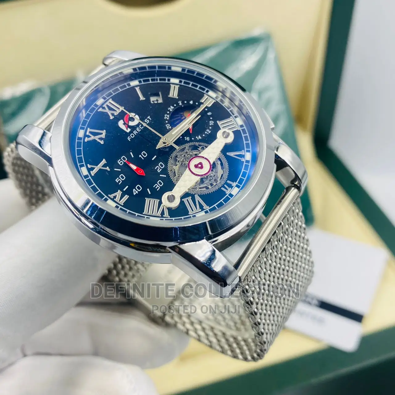 Forecast Cooperate Wristwatch