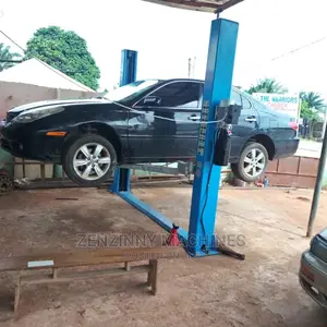 2 Pole Car Lifter 4ton