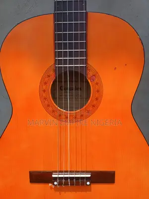 Neat as New Standard 40 Inches Classical Guitar_ C2
