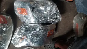 Headlamp Ford Explorra 2008