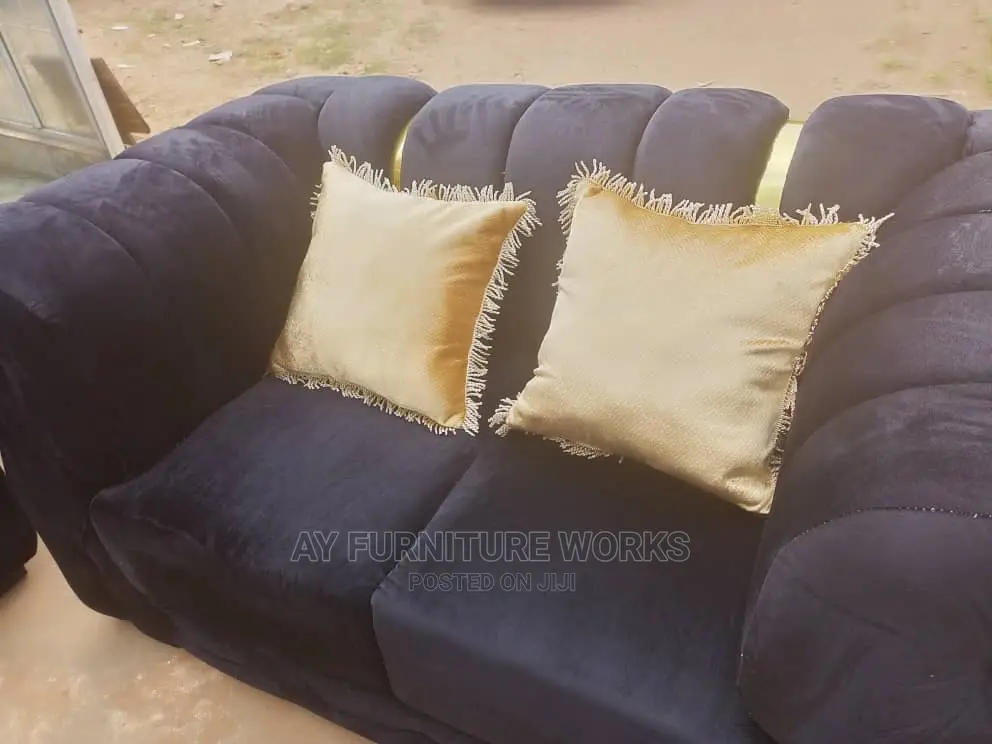7 Sitters Sofas 