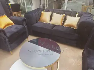 7 Sitters Sofas 