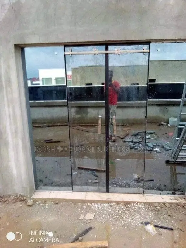 Sliding Doors