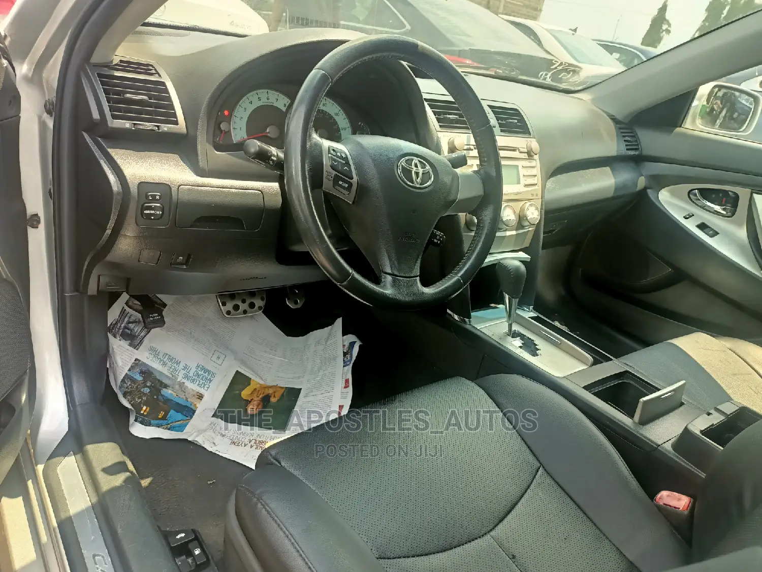 Toyota Camry 2010 Silver