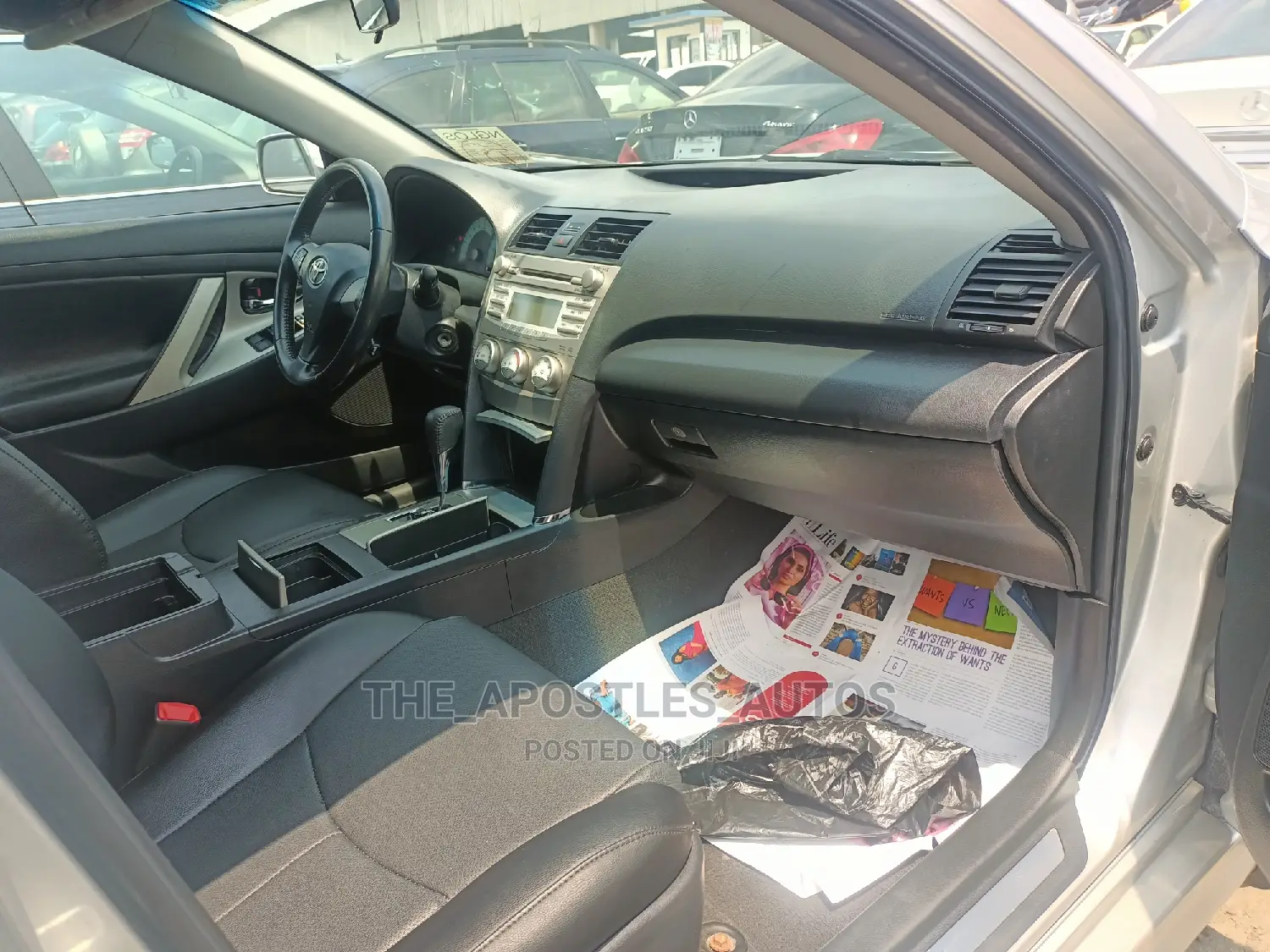 Toyota Camry 2010 Silver