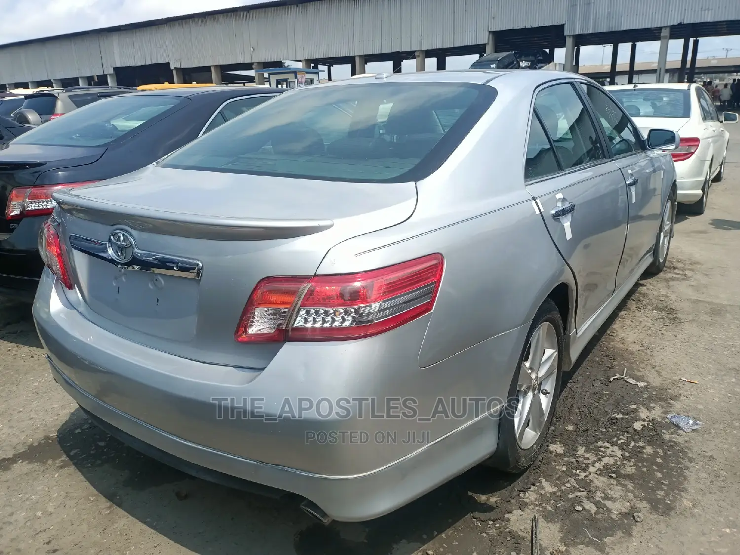 Toyota Camry 2010 Silver