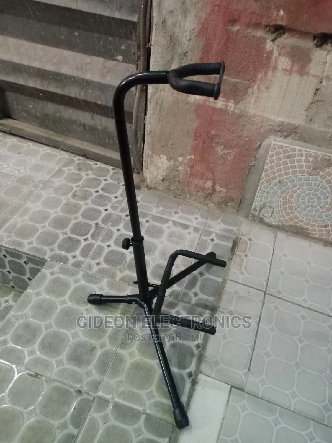 Guitar Stand.