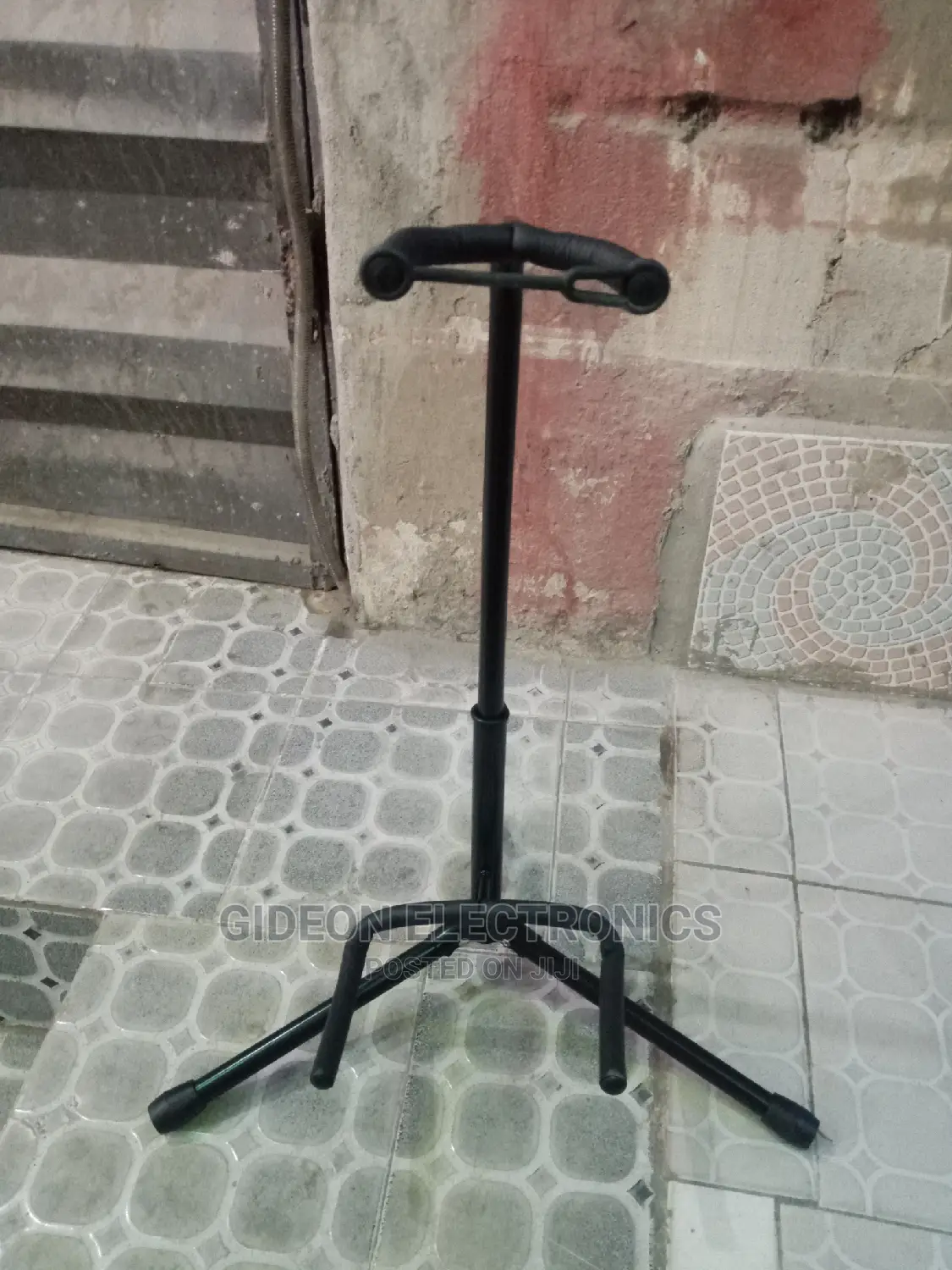 Guitar Stand.