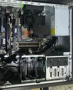 Desktop Computer HP Z420 32GB Intel Xeon HDD 1T