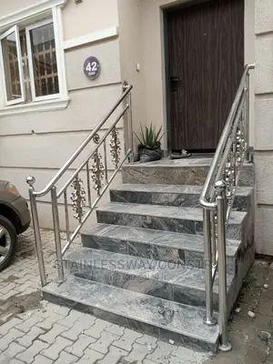 Stainless Railing Designed Combing Flower