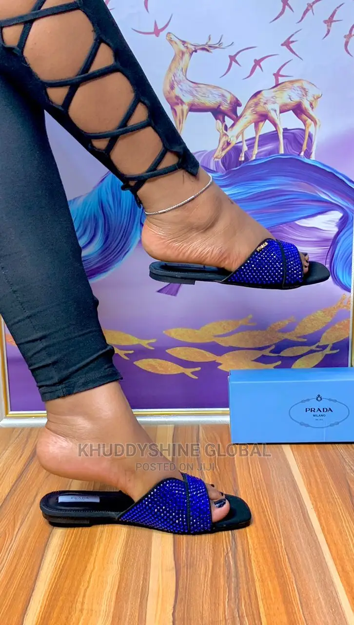 High Quality Prada Ladies Slippers