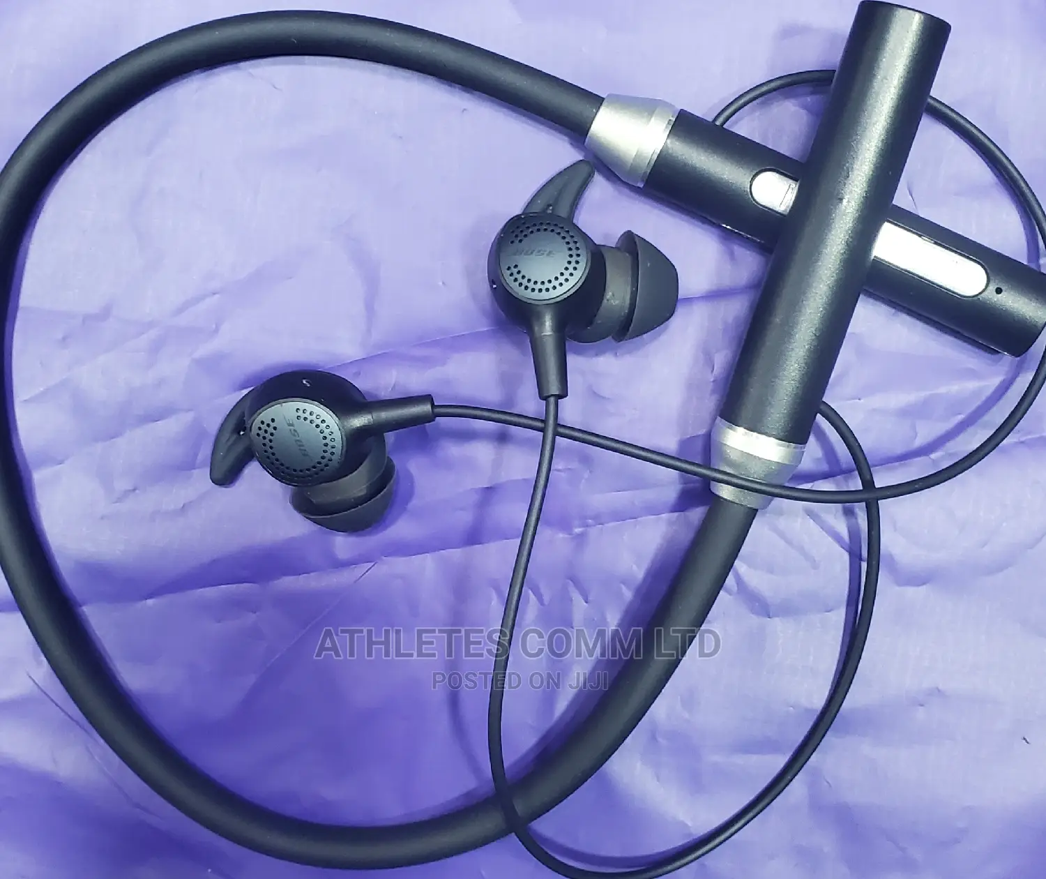 Very Clean Bose Neck Bluetooth