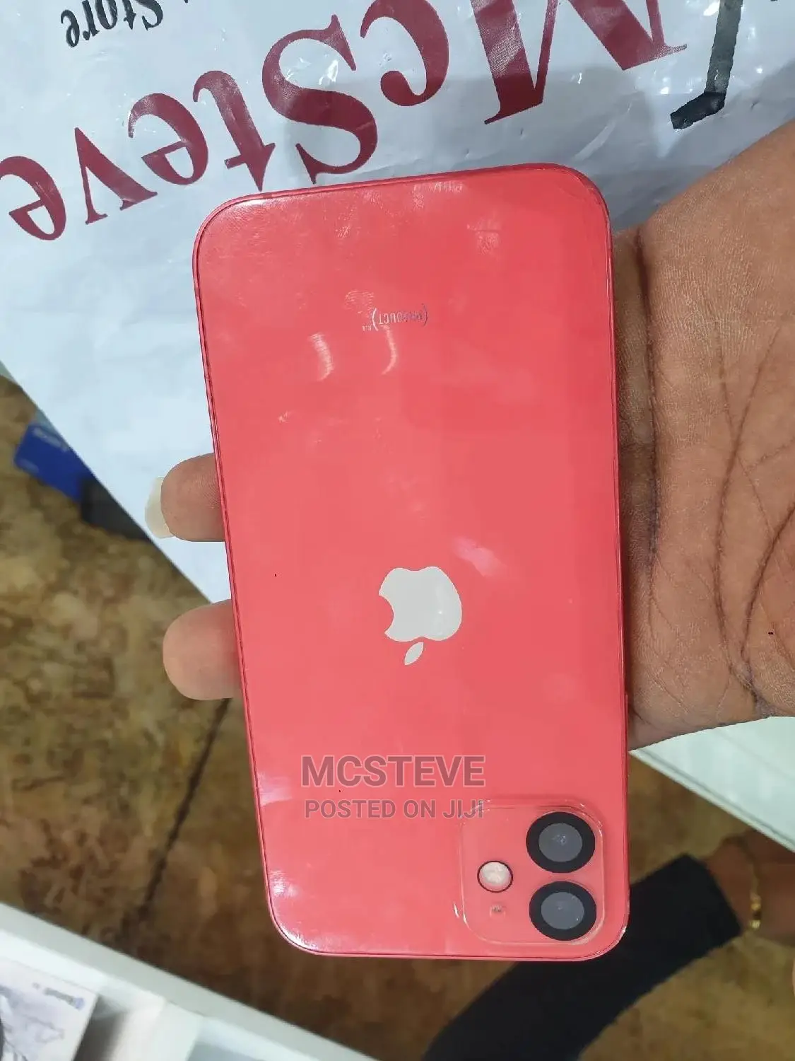 Apple iPhone 12 64 GB Red