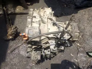 Toyota Sienna 2002 Model Gear Box
