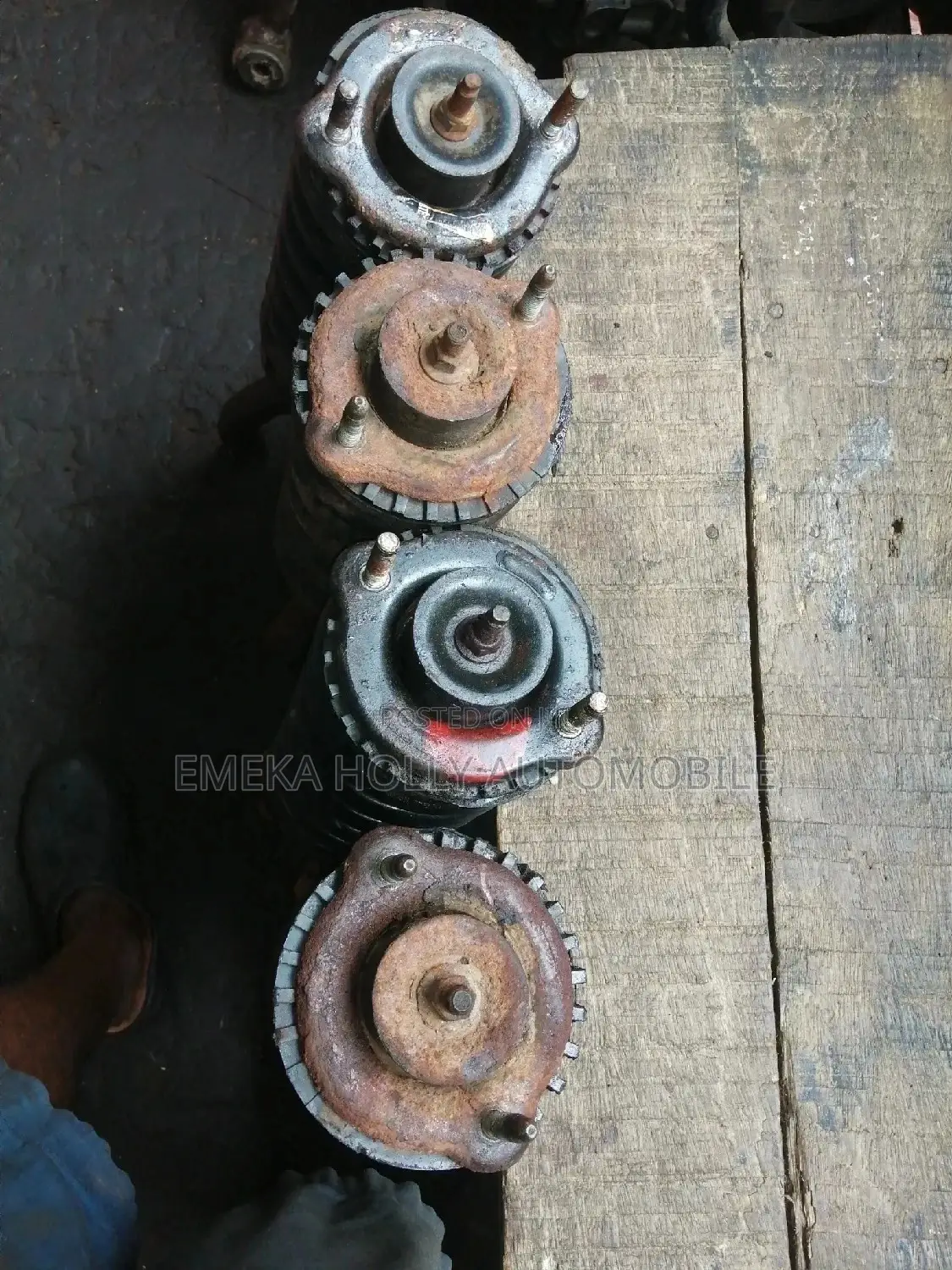 GMC Enviy Front Shock
