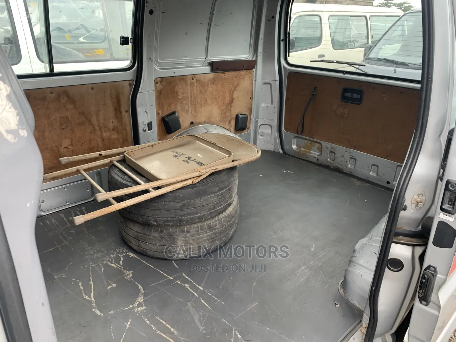 Toyota HiAce 2004 Silver