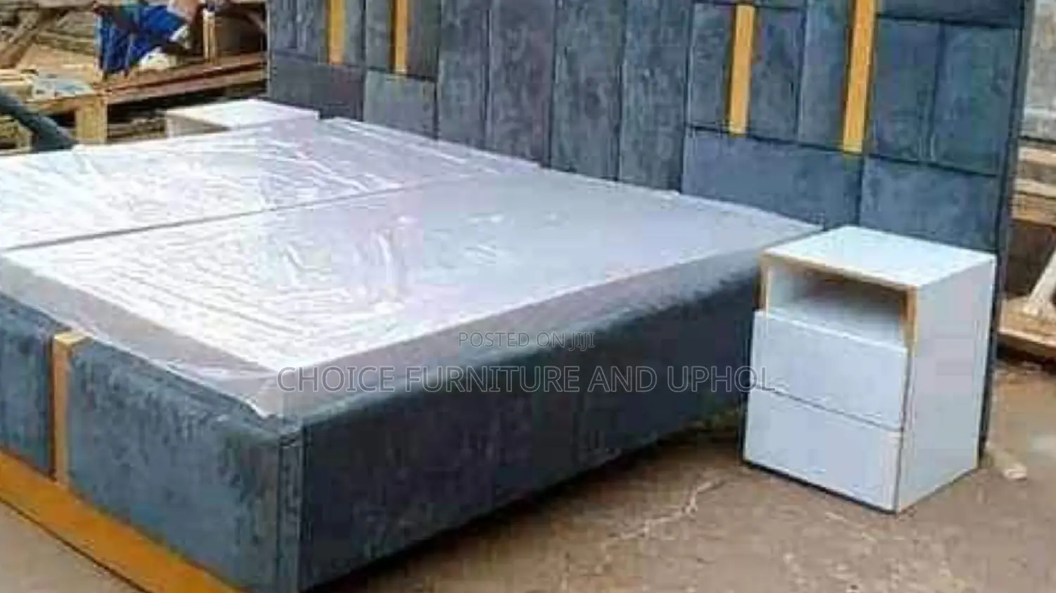 Bed 6×6 Bed+2 Bedside