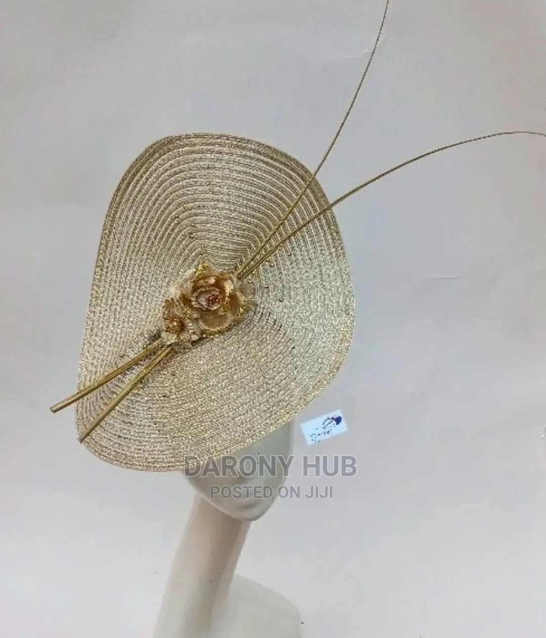 Elegant Fascinator