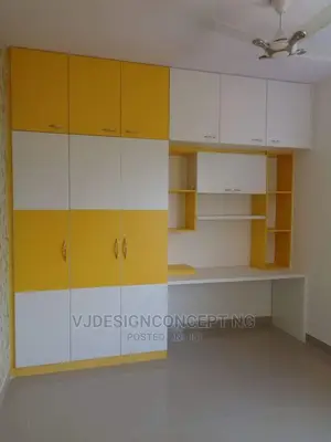 Wordrobe Closet